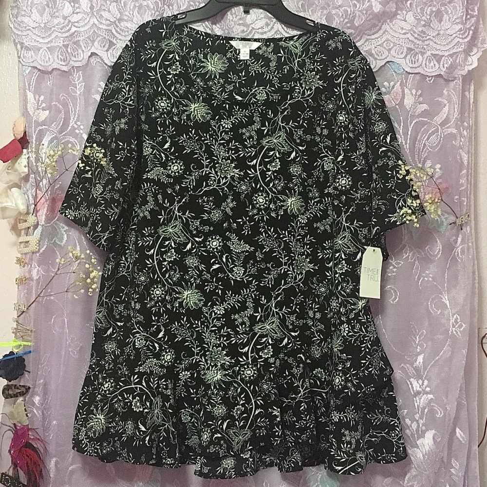 NWT Ruffle Peplum Shirt